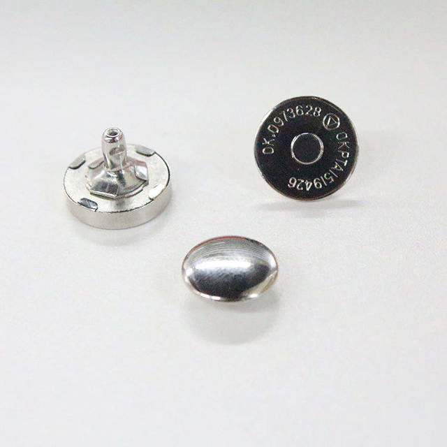 Gro&szlig;handel mit kundenspezifischem Metall-Magnetverschluss, Doppelniete, 4 Teile, magnetischer Druckknopf
