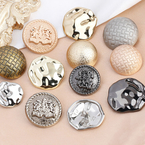 의류 용 맞춤형 복고풍 장식 코트 정장 합금 금속 생크 버튼