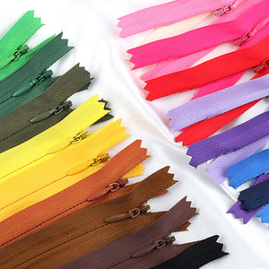 Fermeture &agrave; glissi&egrave;re cach&eacute;e invisible et color&eacute;e de haute qualit&eacute;, longue fermeture &agrave; glissi&egrave;re en m&eacute;tal