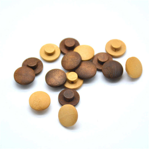 11,5 mm handgemachter runder Vintage-Hemdknopf aus nat&uuml;rlichem Holzschaft