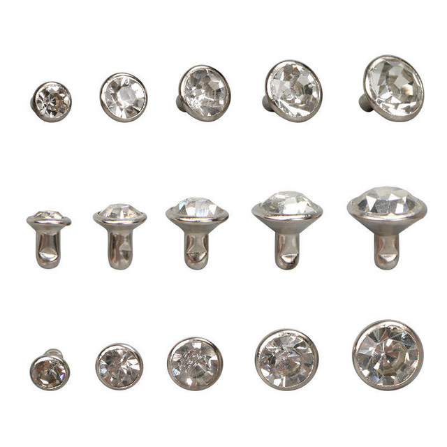rivet en strass
